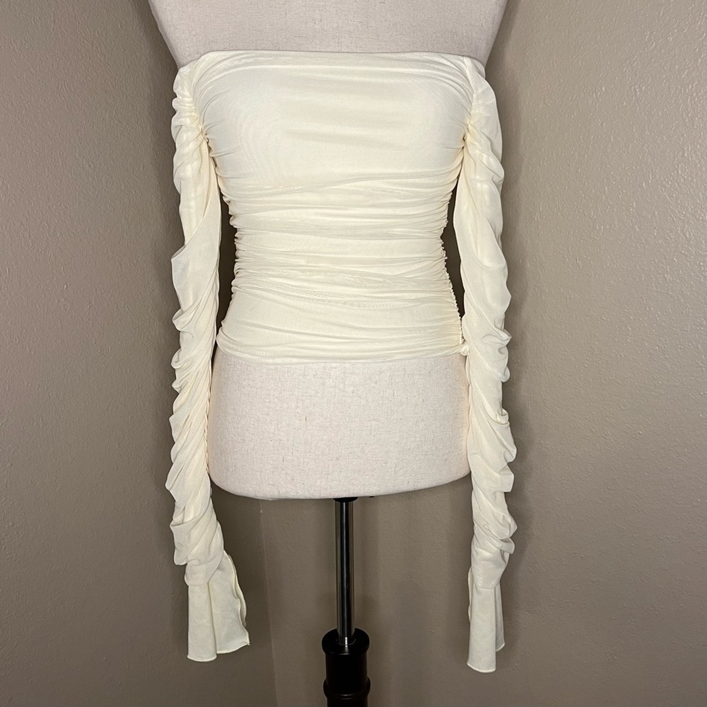 Off-the-shoulder Ruched Flare Sleeve Mesh Cream, Small──★